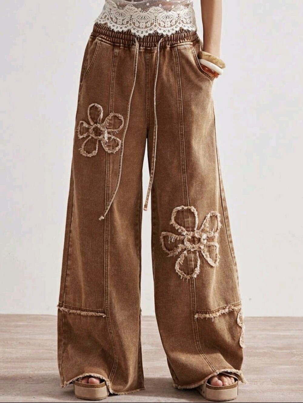 Women's Casual Beige Wide Leg Pants With Plant Patches And Pockets Long Woven - Picture 5 of 9